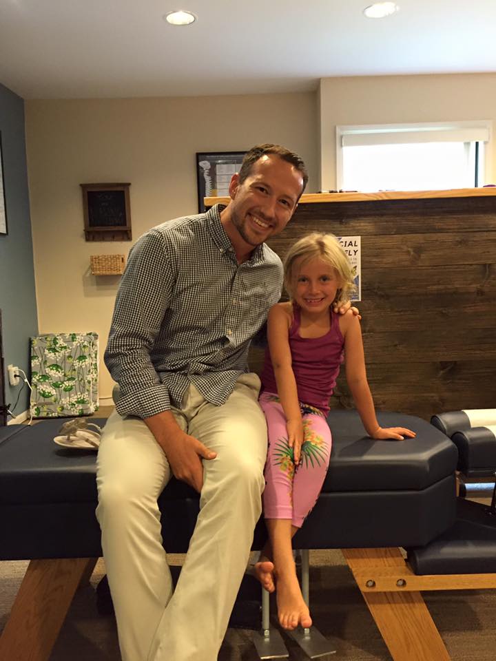Dr. Brady – Pediatric Chiropractor Thousand Oaks – Young Child